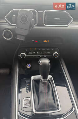 Внедорожник / Кроссовер Mazda CX-5 2024 в 