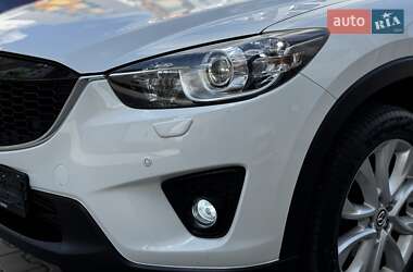 Позашляховик / Кросовер Mazda CX-5 2013 в 