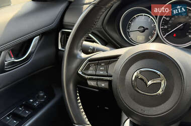 Позашляховик / Кросовер Mazda CX-5 2019 в 