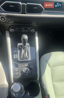Внедорожник / Кроссовер Mazda CX-5 2023 в 