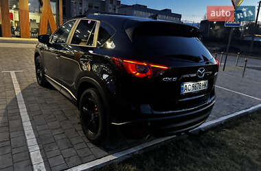 Позашляховик / Кросовер Mazda CX-5 2015 в 