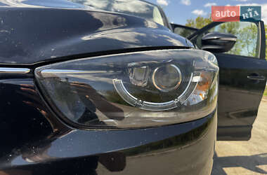 Позашляховик / Кросовер Mazda CX-5 2015 в 