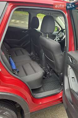 Позашляховик / Кросовер Mazda CX-5 2015 в 