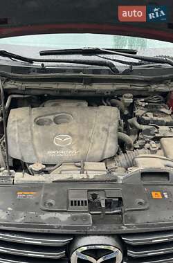 Позашляховик / Кросовер Mazda CX-5 2015 в 