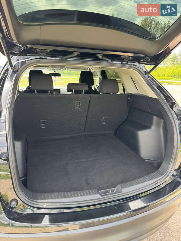 Позашляховик / Кросовер Mazda CX-5 2015 в Києві