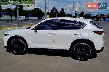 Позашляховик / Кросовер Mazda CX-5 2022 в 