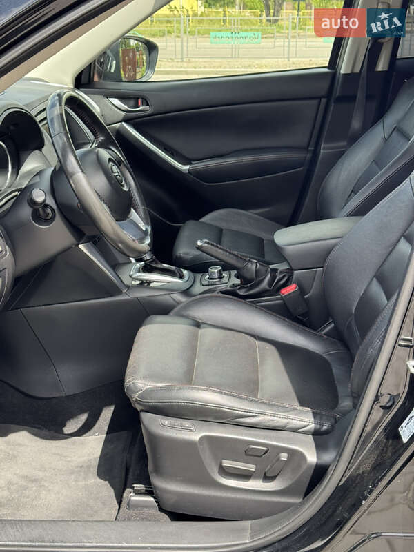Внедорожник / Кроссовер Mazda CX-5 2015 в Вознесенске