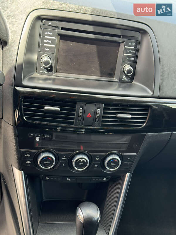 Внедорожник / Кроссовер Mazda CX-5 2015 в Вознесенске