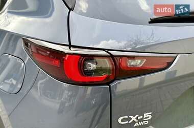 Позашляховик / Кросовер Mazda CX-5 2022 в 