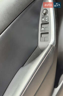 Внедорожник / Кроссовер Mazda CX-5 2013 в 