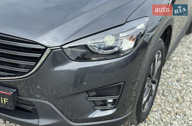 Позашляховик / Кросовер Mazda CX-5 2016 в 