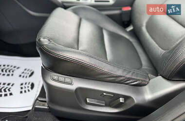 Позашляховик / Кросовер Mazda CX-5 2016 в 