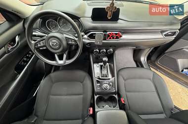 Позашляховик / Кросовер Mazda CX-5 2017 в 