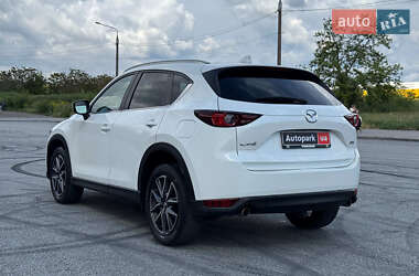 Внедорожник / Кроссовер Mazda CX-5 2017 в 