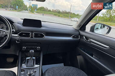 Внедорожник / Кроссовер Mazda CX-5 2017 в 