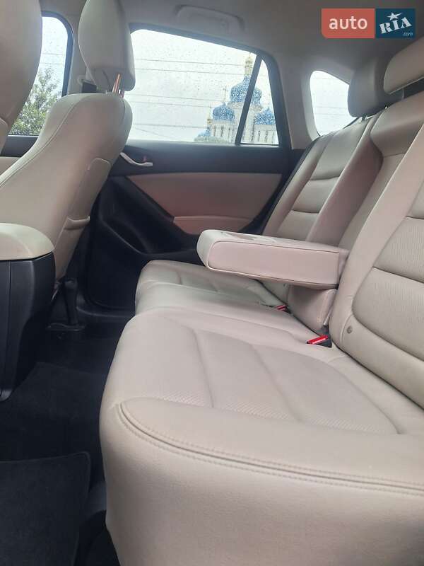 Внедорожник / Кроссовер Mazda CX-5 2015 в Киеве