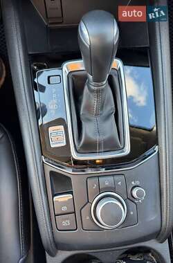 Позашляховик / Кросовер Mazda CX-5 2023 в 