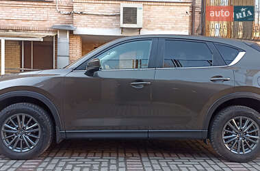 Внедорожник / Кроссовер Mazda CX-5 2018 в 