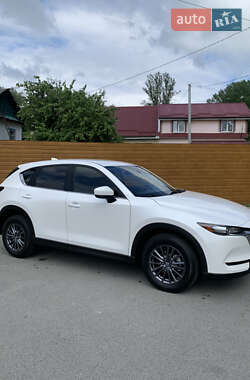 Позашляховик / Кросовер Mazda CX-5 2018 в 