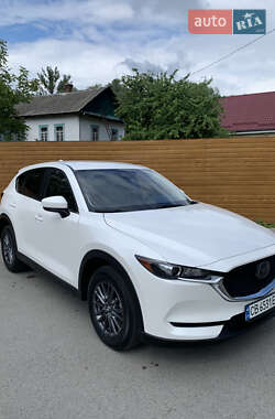 Позашляховик / Кросовер Mazda CX-5 2018 в 
