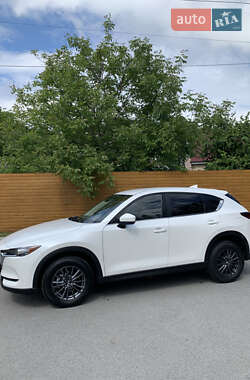 Позашляховик / Кросовер Mazda CX-5 2018 в 