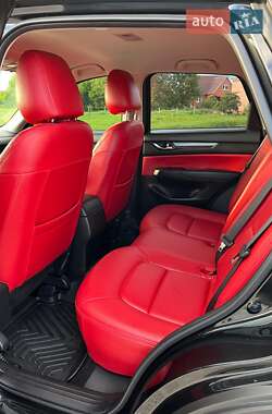 Внедорожник / Кроссовер Mazda CX-5 2018 в 