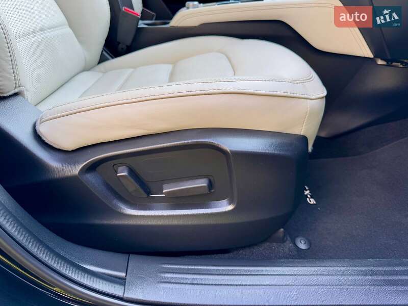 Внедорожник / Кроссовер Mazda CX-5 2022 в Киеве