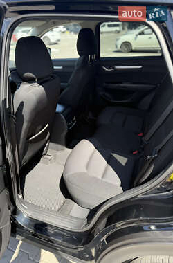 Внедорожник / Кроссовер Mazda CX-5 2018 в 