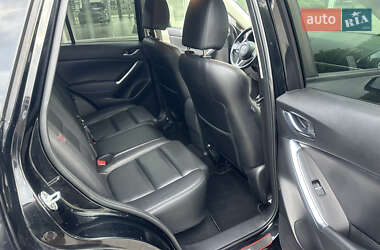 Позашляховик / Кросовер Mazda CX-5 2016 в 