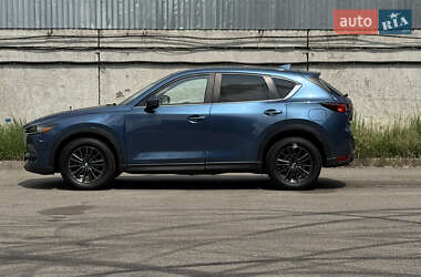 Позашляховик / Кросовер Mazda CX-5 2019 в 
