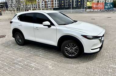 Позашляховик / Кросовер Mazda CX-5 2018 в 