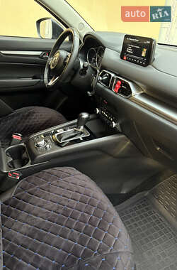 Внедорожник / Кроссовер Mazda CX-5 2023 в 