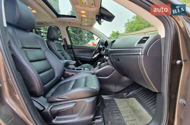 Позашляховик / Кросовер Mazda CX-5 2016 в 