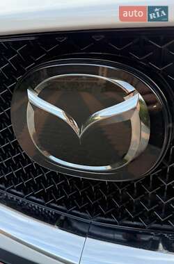 Позашляховик / Кросовер Mazda CX-5 2017 в 