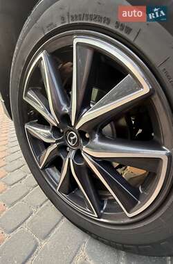 Позашляховик / Кросовер Mazda CX-5 2017 в 