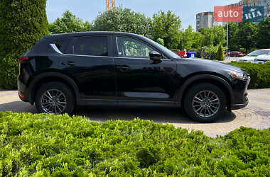 Позашляховик / Кросовер Mazda CX-5 2019 в 
