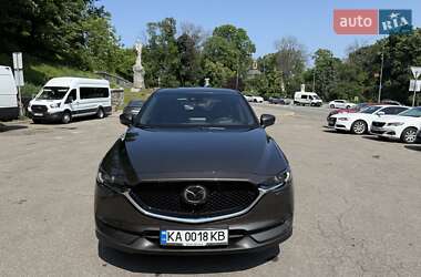 Позашляховик / Кросовер Mazda CX-5 2020 в 