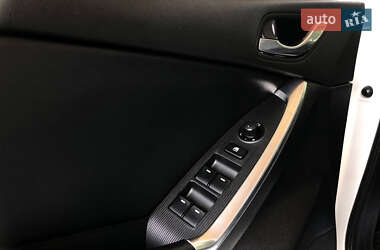 Позашляховик / Кросовер Mazda CX-5 2013 в 