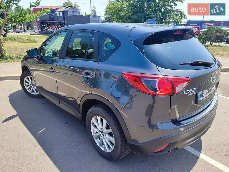 Внедорожник / Кроссовер Mazda CX-5 2015 в Кривом Роге