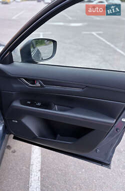 Внедорожник / Кроссовер Mazda CX-5 2023 в 