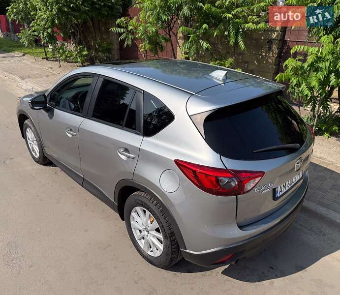Внедорожник / Кроссовер Mazda CX-5 2012 в Остроге