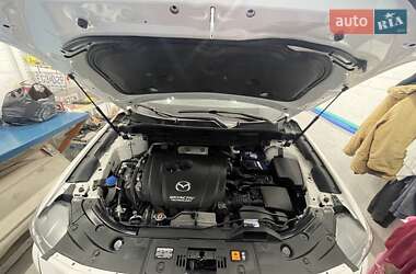 Внедорожник / Кроссовер Mazda CX-5 2017 в 