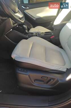 Внедорожник / Кроссовер Mazda CX-5 2016 в 