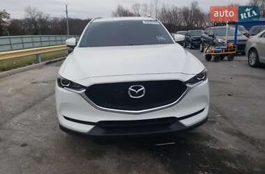 Внедорожник / Кроссовер Mazda CX-5 2017 в 