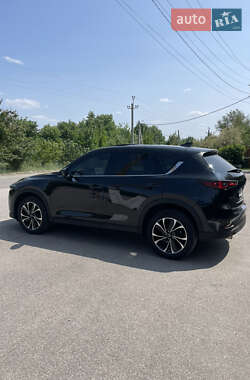 Позашляховик / Кросовер Mazda CX-5 2023 в 
