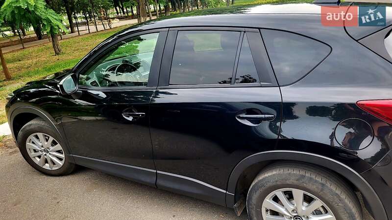 Внедорожник / Кроссовер Mazda CX-5 2016 в Терновке