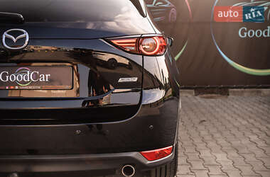 Позашляховик / Кросовер Mazda CX-5 2019 в 