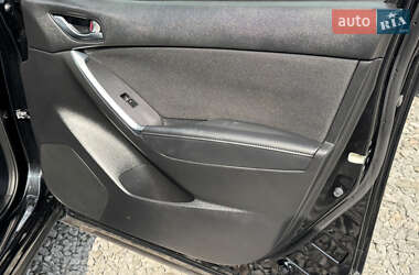 Позашляховик / Кросовер Mazda CX-5 2013 в 