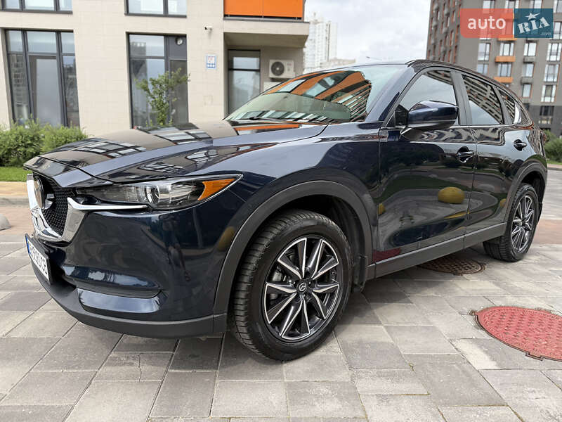 Внедорожник / Кроссовер Mazda CX-5 2017 в Киеве