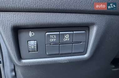 Внедорожник / Кроссовер Mazda CX-5 2020 в 